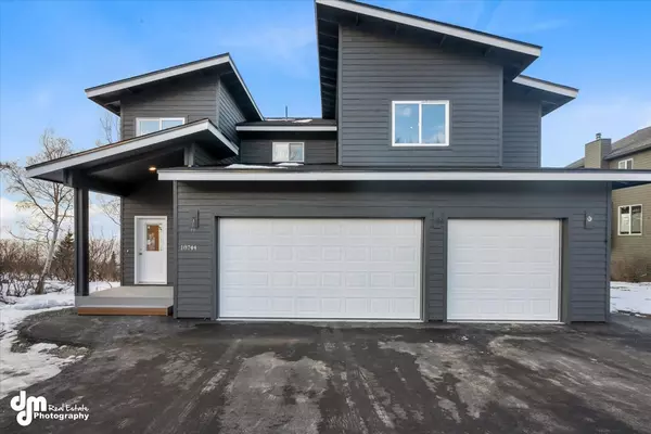 18744 Denmark Cir, Anchorage, AK 99516-6051