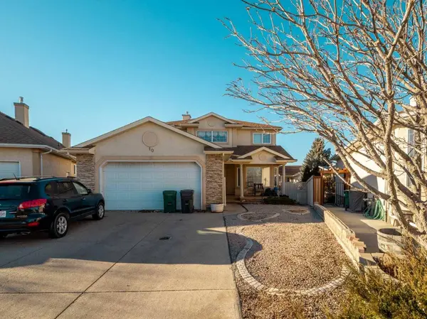 10 Fairmont CRES S, Lethbridge, AB T1K 7G3