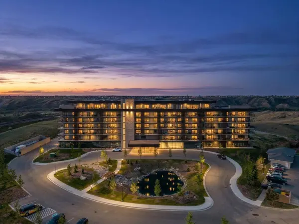 102 Scenic DR N #218, Lethbridge, AB T1J 0J4