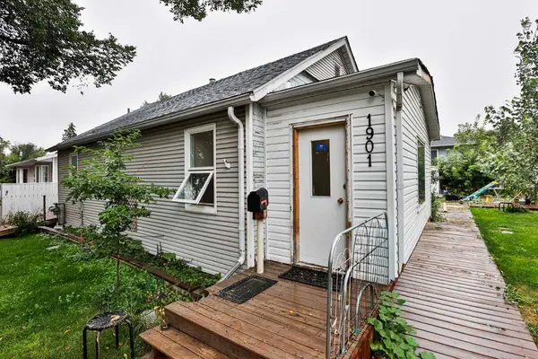 1901 1 AVE N, Lethbridge, AB T1H 0A5