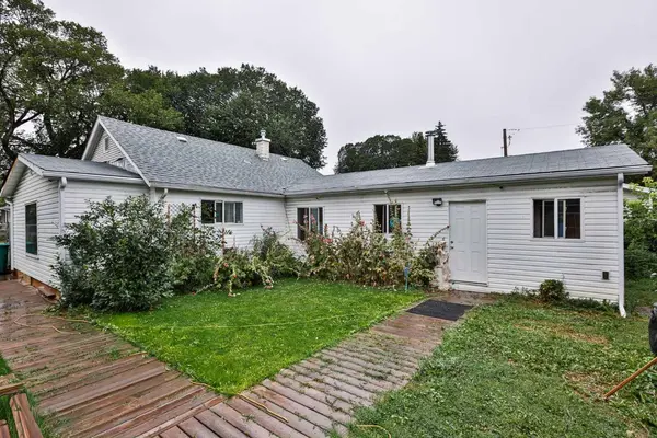 1901 1 AVE N, Lethbridge, AB T1H 0A5