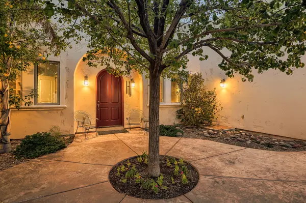 3910 W Pebble Rd, Las Vegas, NV 89139-7737