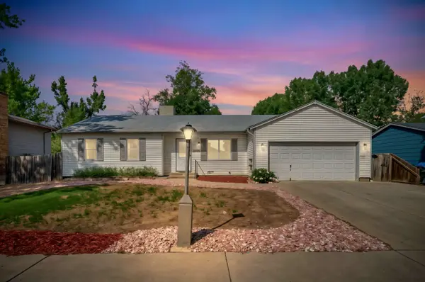 2205 Lincoln St, Longmont, CO 80501-1316