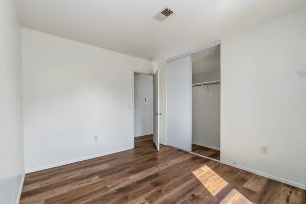 2205 Lincoln St, Longmont, CO 80501-1316
