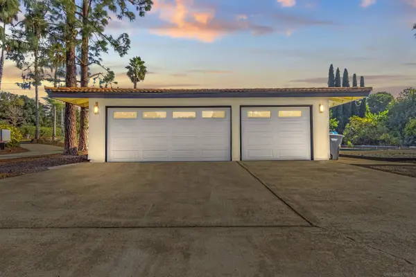 12821 Avenida La Valencia, Poway, CA 92064
