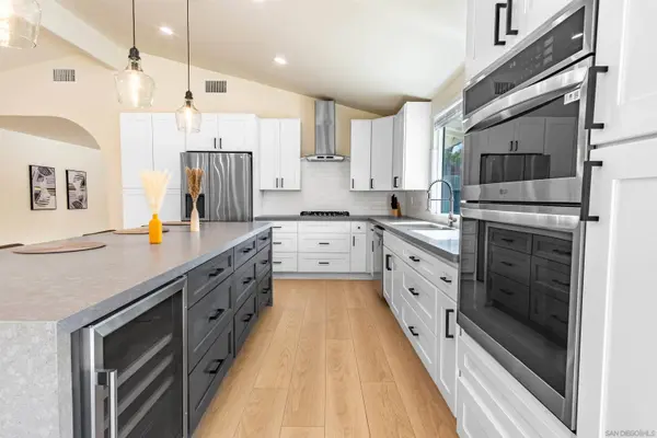 12821 Avenida La Valencia, Poway, CA 92064