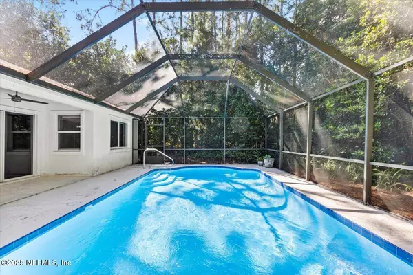 4 WEST PL, Palm Coast, FL 32164