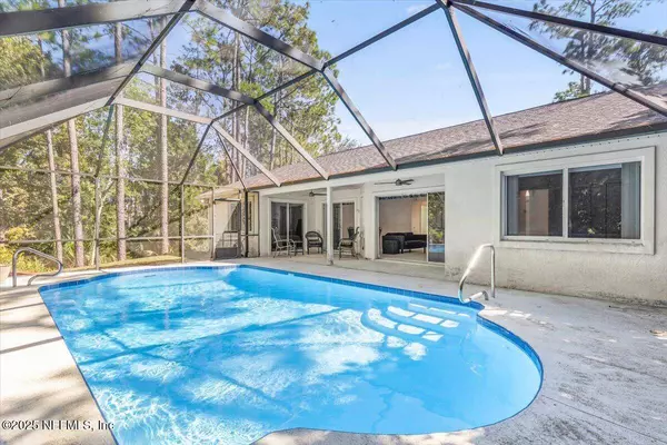 4 WEST PL, Palm Coast, FL 32164