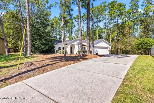 4 WEST PL, Palm Coast, FL 32164