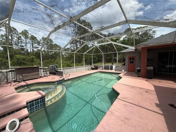 33 WENDY LN, Palm Coast, FL 32164