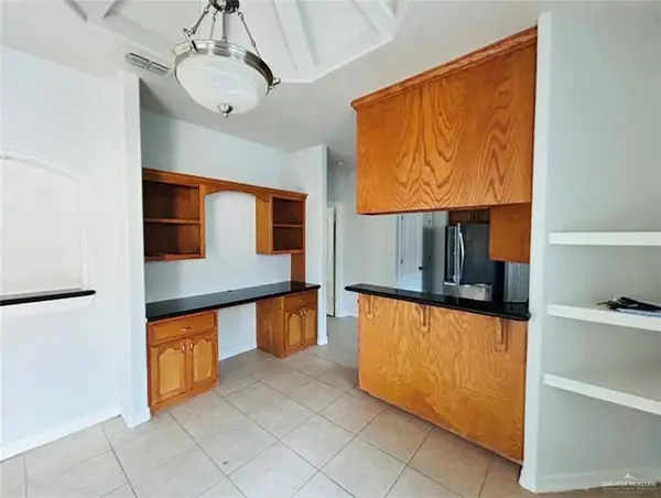 702 S Logan DR S #3, Edinburg, TX 78539