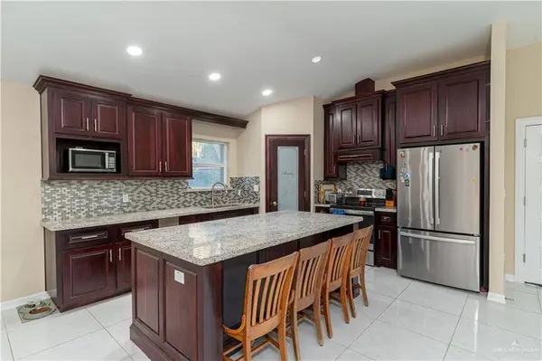 505 S Clifford DR S, Weslaco, TX 78596