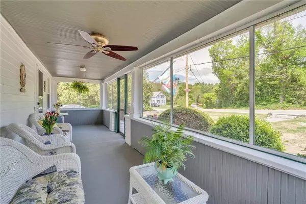 72 Old Danielson PIKE, Foster, RI 02825