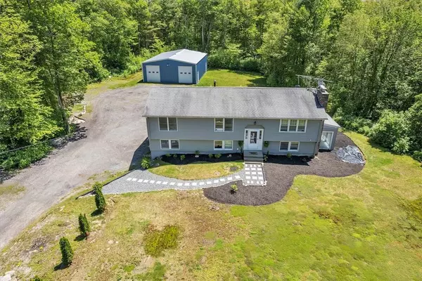 202 Hartford PIKE, Foster, RI 02825