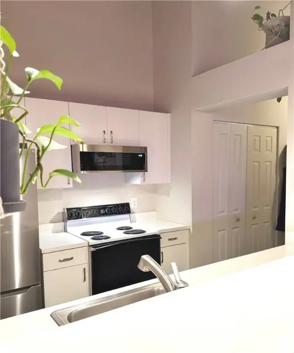 494 Woonasquatucket AVE #111, North Providence, RI 02911