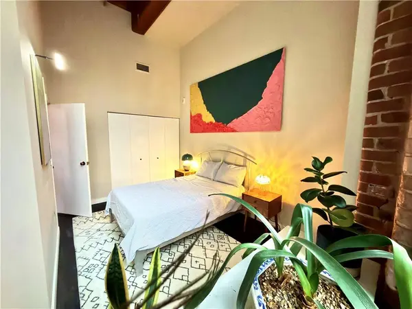 494 Woonasquatucket AVE #111, North Providence, RI 02911