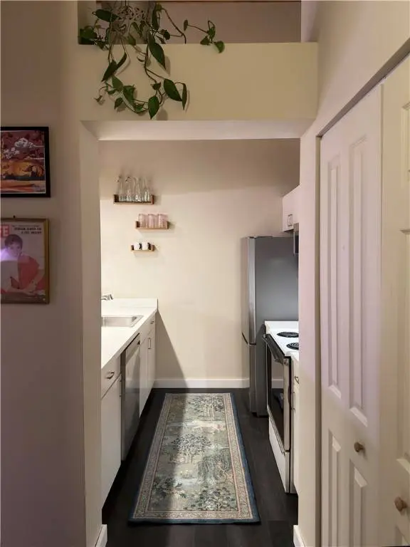 494 Woonasquatucket AVE #111, North Providence, RI 02911