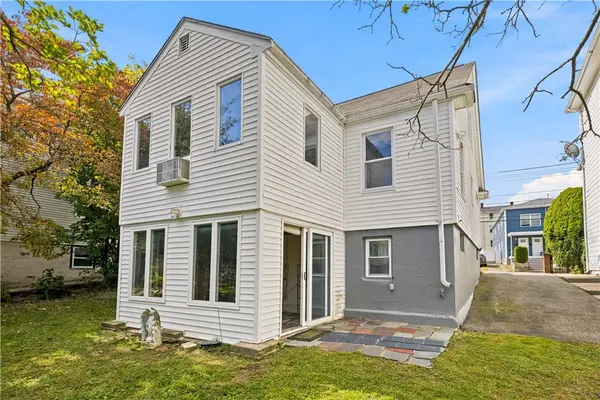 476 East AVE, Pawtucket, RI 02860