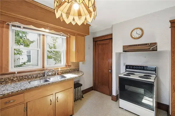 476 East AVE, Pawtucket, RI 02860
