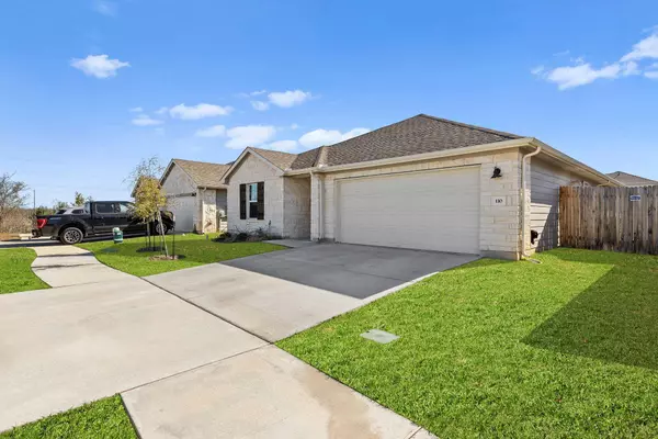 110 Greenspire Downs DR, Hutto, TX 78634