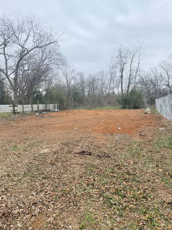 327 HOUSTON ELGIN, TX 78621 ST, Elgin, TX 78621