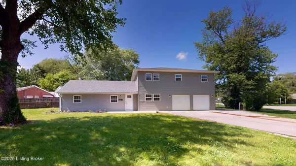 5401 Sir Barton Dr, Louisville, KY 40272