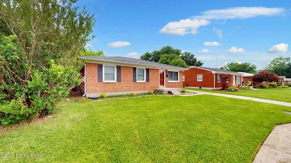 4010 Sirate Ln, Louisville, KY 40229