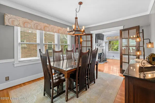 2429 Carolina Ave, Louisville, KY 40205