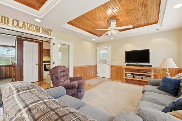 1494 William Cemetery Rd, Clarkson, KY 42726