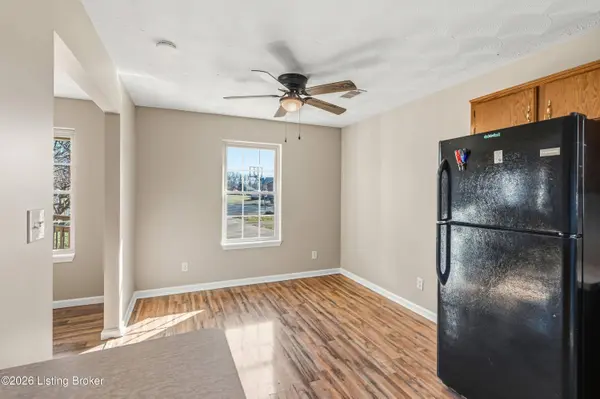 177 Springhill Dr, Bardstown, KY 40004
