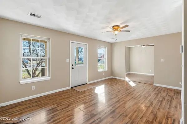 177 Springhill Dr, Bardstown, KY 40004
