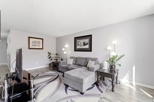 232 Tait CRES, Centre Wellington, ON N1M 3P6