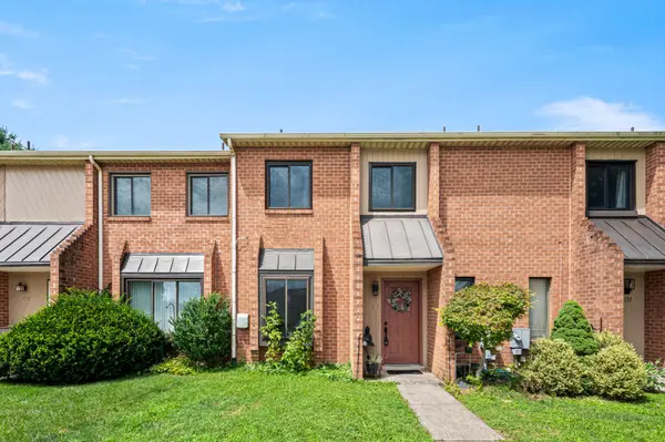 135 CAERNARVON CT
