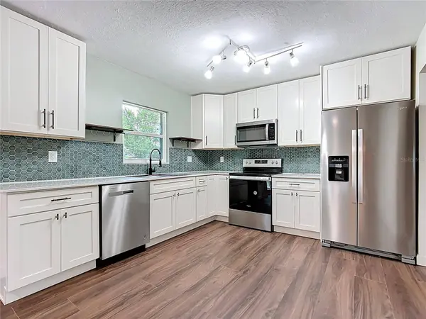 215 EDGEWOOD DR, Bartow, FL 33830