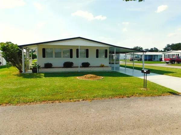 5421 POWHATTAN ST, Zephyrhills, FL 33542