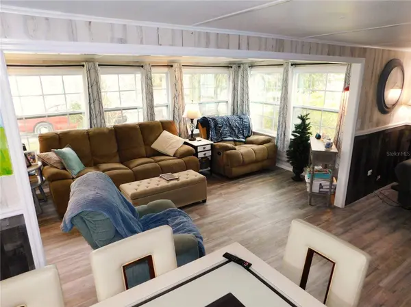 37320 8TH AVE, Zephyrhills, FL 33542