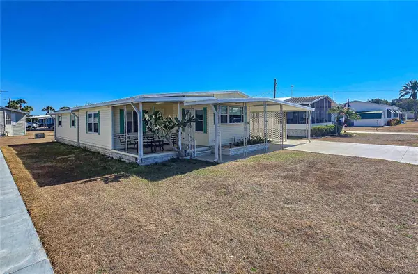 5404 WATERS ST, Zephyrhills, FL 33542