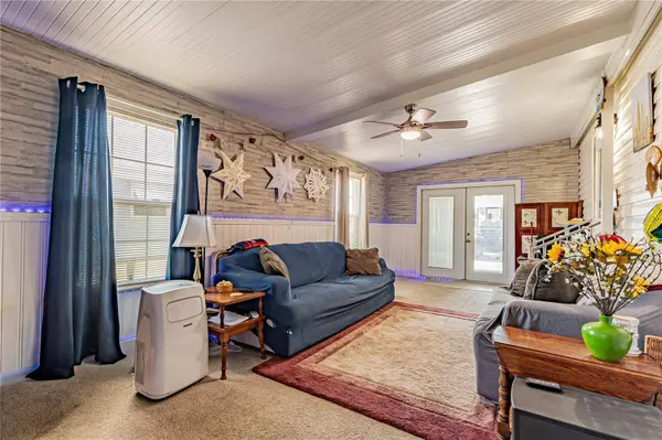 39437 ELGIN DR, Zephyrhills, FL 33542