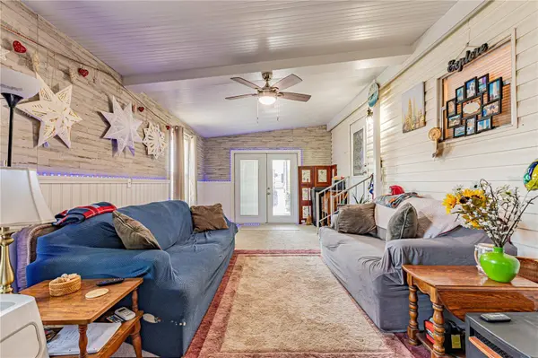 39437 ELGIN DR, Zephyrhills, FL 33542