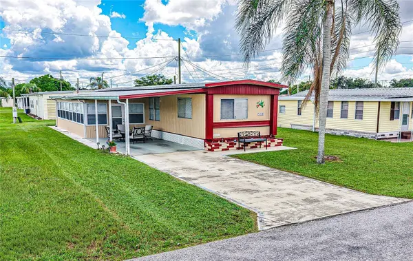 5238 BETTY ST