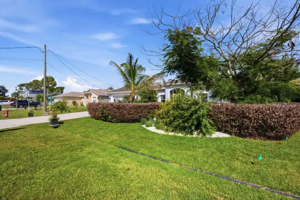 2081 SW Tropical TER, Port St Lucie, FL 34953