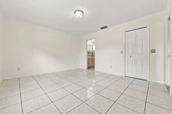 2857 SE EAGLE DR, Port St Lucie, FL 34984