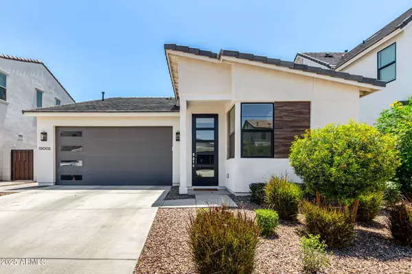 35002 N AUGITE Way, San Tan Valley, AZ 85144