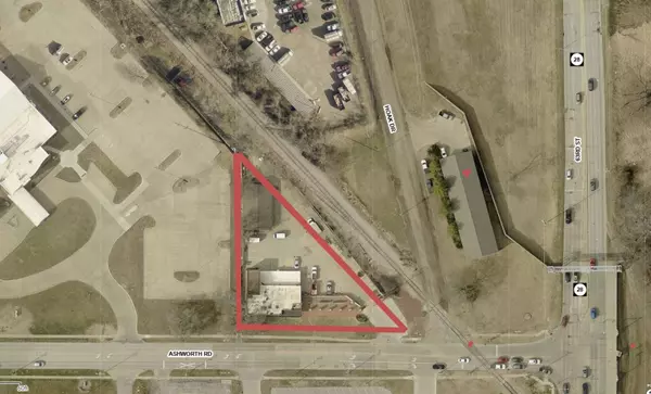 101 Ashworth Road, West Des Moines, IA 50265