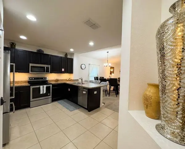 643 SAMUEL PL, Davenport, FL 33837