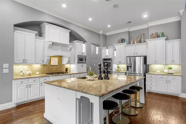 812 Rutledge Lane, Lucas, TX 75002