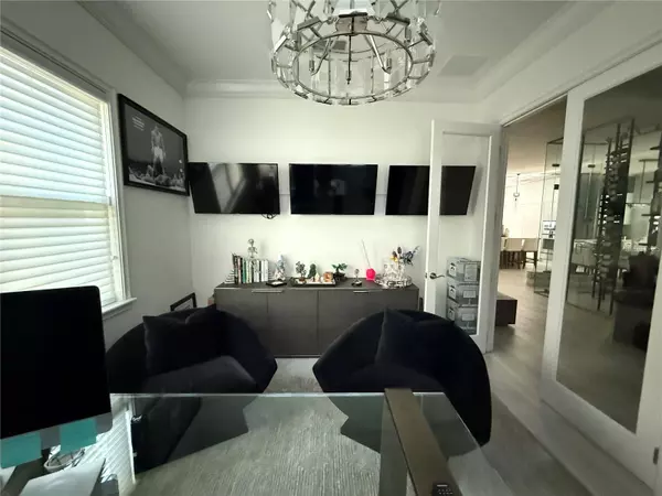 9870 MERE Pkwy, Orlando, FL 32832