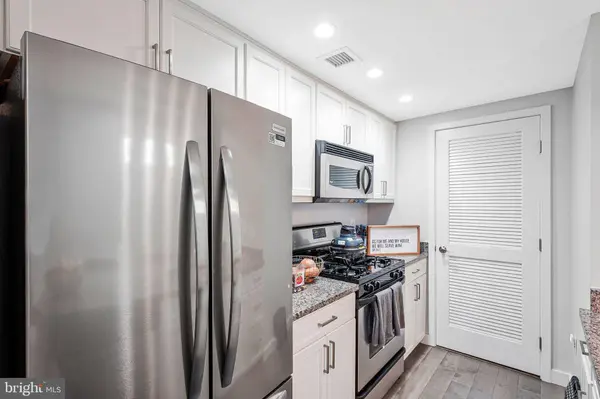912 F ST NW #T00, Washington, DC 20004