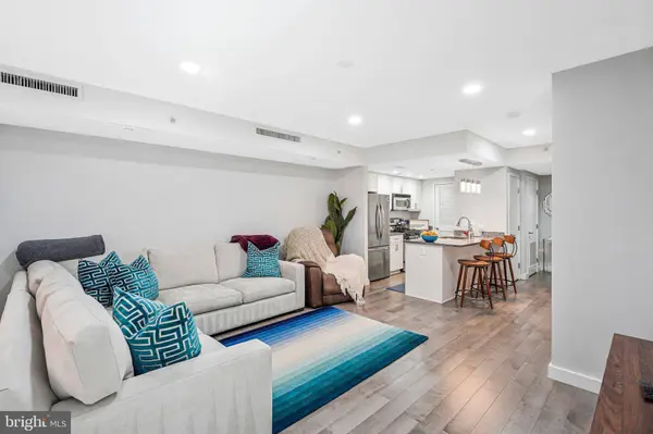 912 F ST NW #T00, Washington, DC 20004