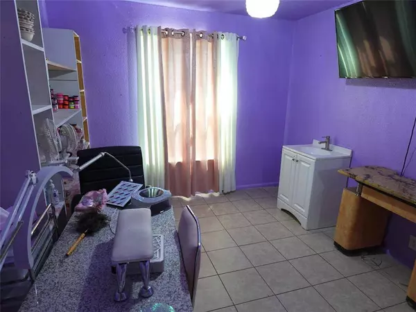 1605 Kelly Terrace, Arlington, TX 76010